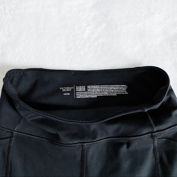 Victoria’s Secret Essential Pocket Black Leggings - Picture 7 of 10
